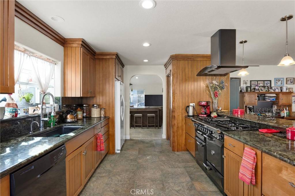Los Banos, CA 93635,806 Mckinley ST