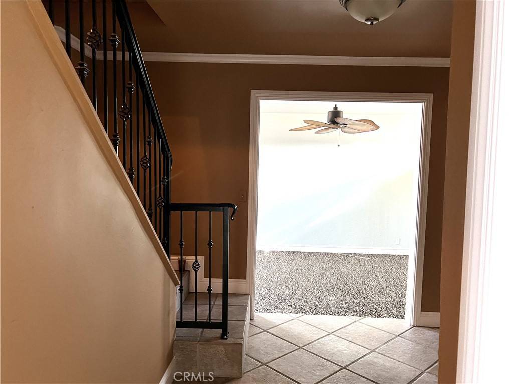 Madera, CA 93637,1077 Pecan