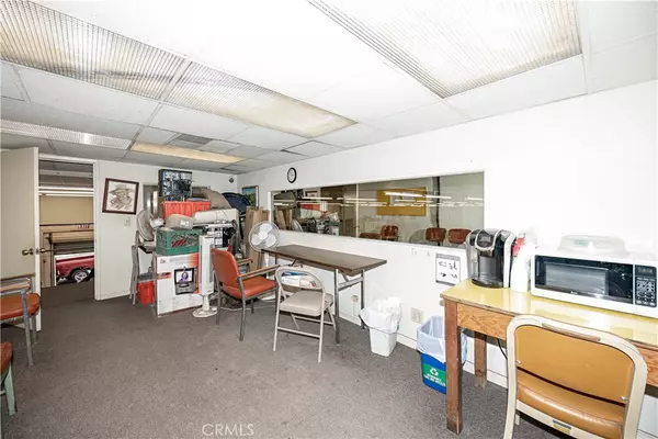 Chowchilla, CA 93610,404 Robertson BLVD