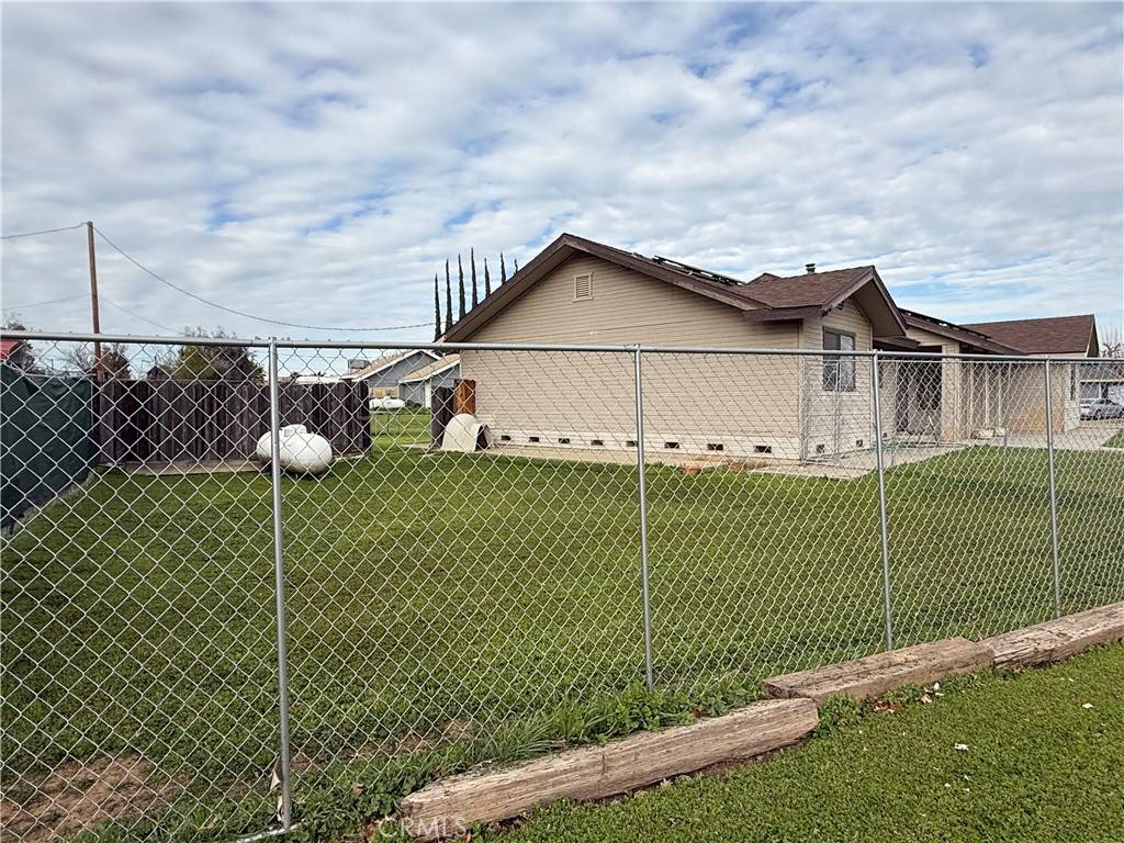 Madera, CA 93638,26187 Florence WAY