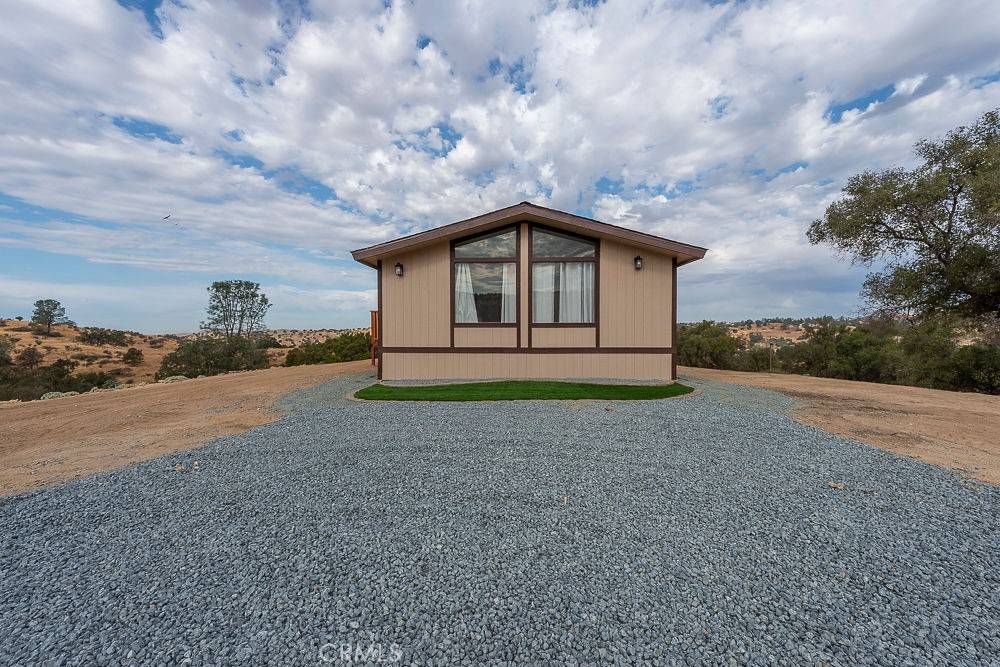 27062 Road 400, Madera, CA 93636