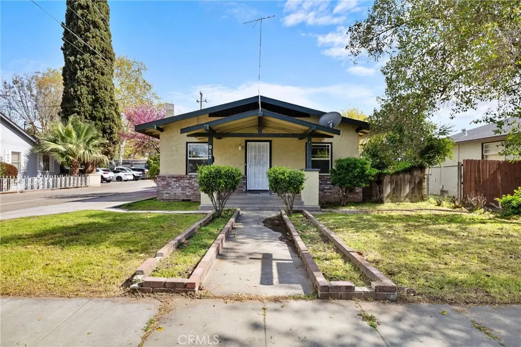 Madera, CA 93637,912 W Yosemite AVE