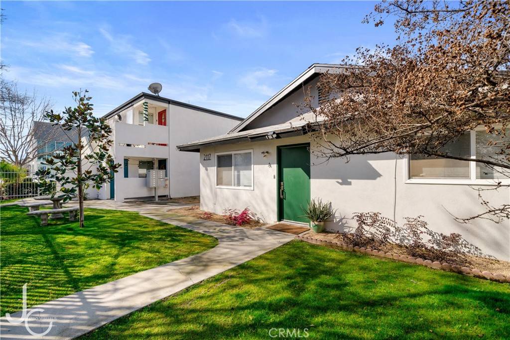 Bakersfield, CA 93301,2117 G ST