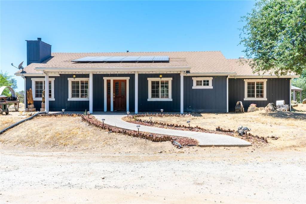 42802 Woodmar DR, Coarsegold, CA 93614