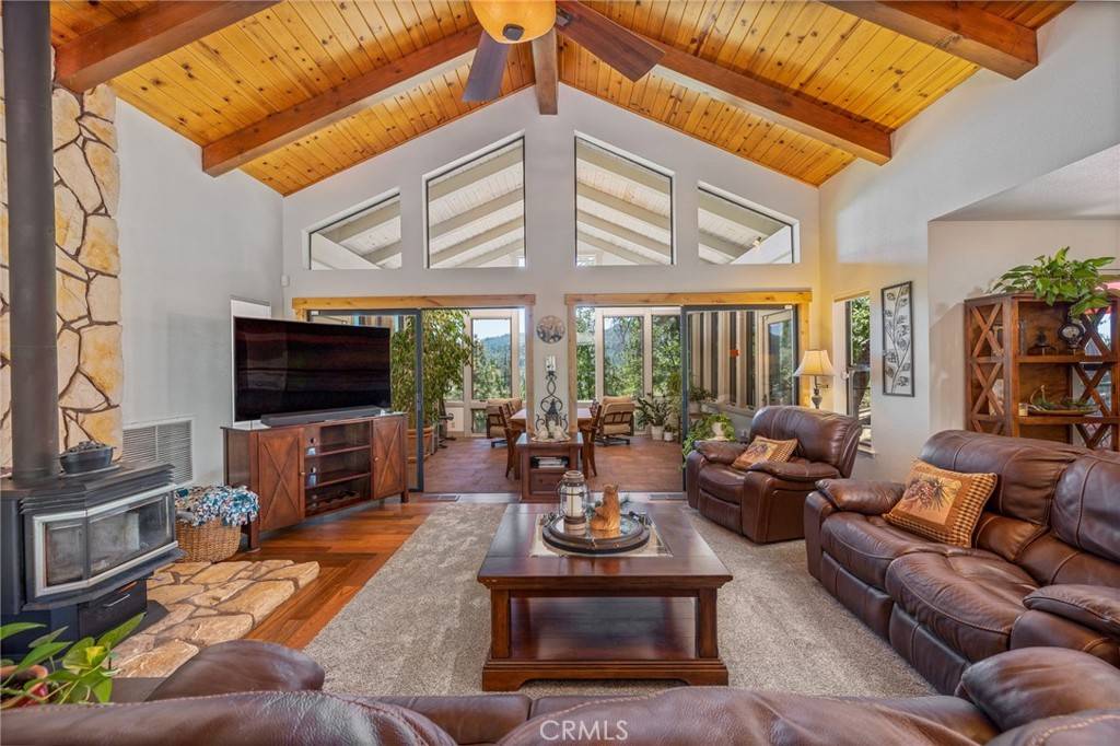Bass Lake, CA 93604,38800 Fawn Point LN