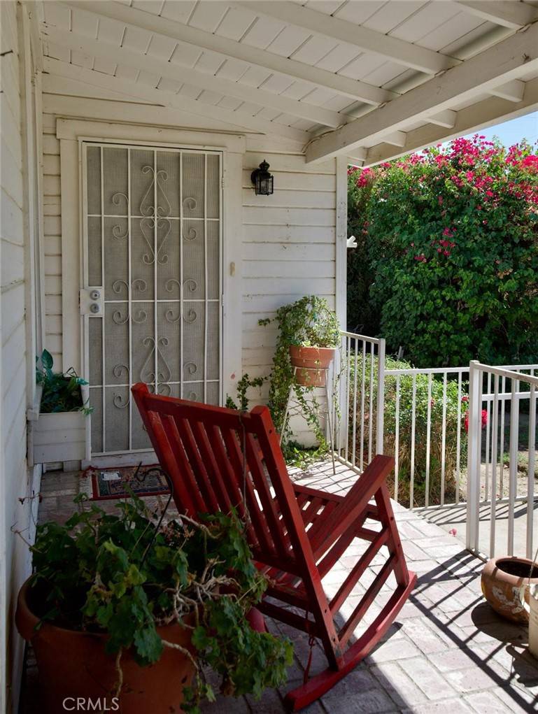 Madera, CA 93638,937 E 6th ST