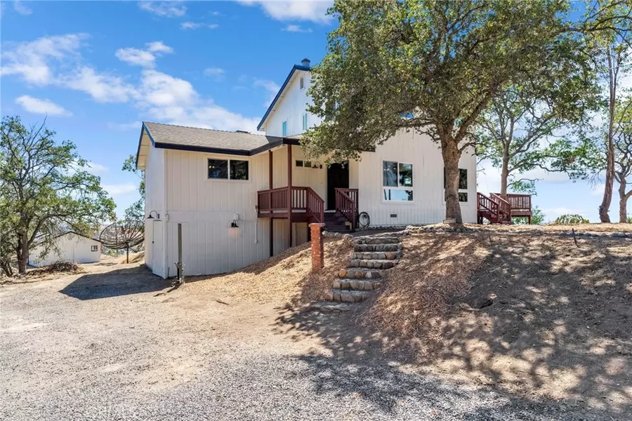 41070 Lilley Mountain DR, Coarsegold, CA 93614