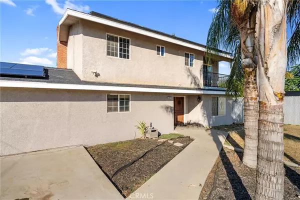 Madera, CA 93637,1077 Pecan