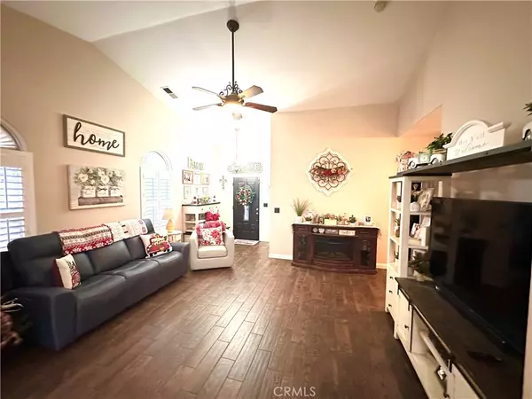 Madera, CA 93637,1085 Saunders