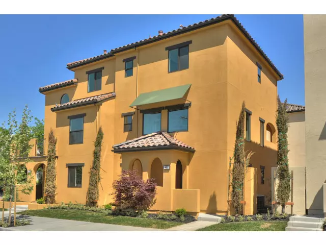 433 WILLOW GLEN WAY, San Jose, CA 95125