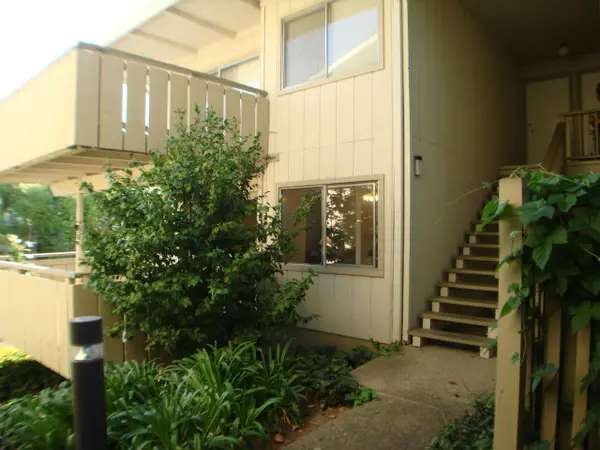 255 S RENGSTORFF AVE #15, Mountain View, CA 94040