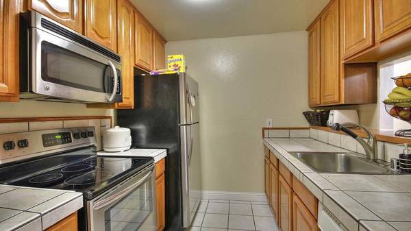 Daly City, CA 94015,Address not disclosed