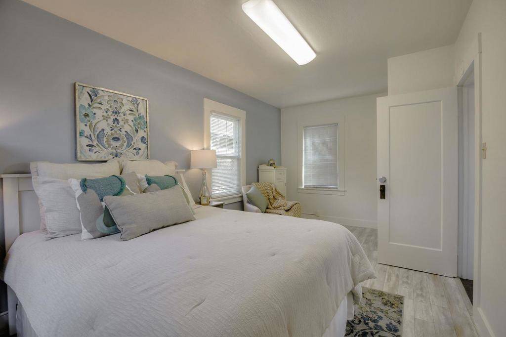 Santa Cruz, CA 95060,Address not disclosed