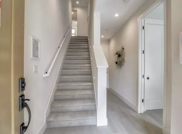 Mountain View, CA 94043,Address not disclosed