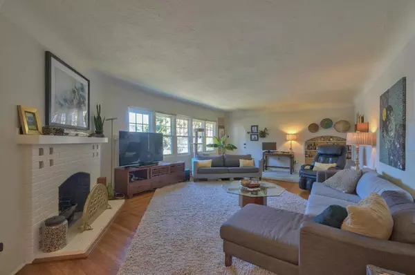 Pacific Grove, CA 93950,Address not disclosed