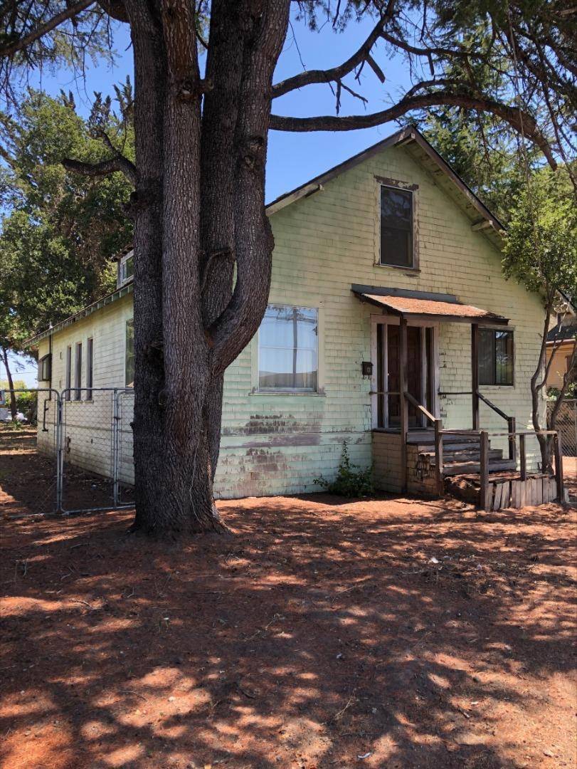 Santa Cruz, CA 95062,922 N Branciforte AVE