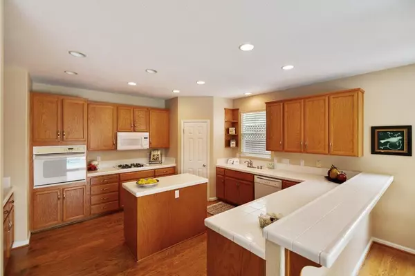 Hollister, CA 95023,Address not disclosed