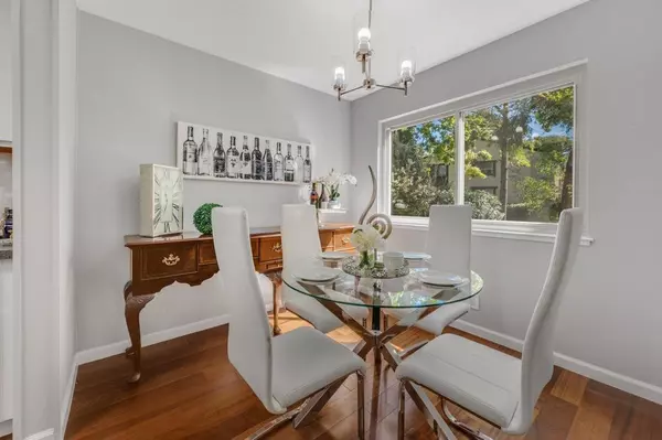 Palo Alto, CA 94303,Address not disclosed