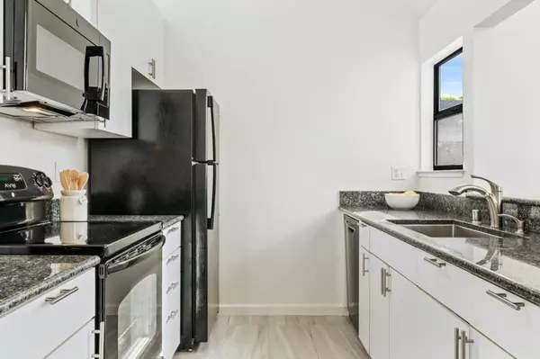Pacifica, CA 94044,Address not disclosed