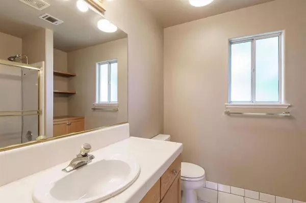 Clovis, CA 93611,Address not disclosed