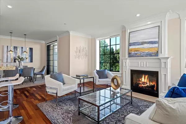 San Carlos, CA 94070,Address not disclosed