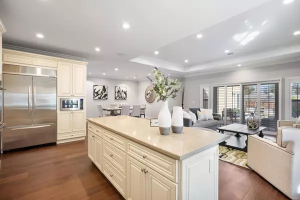 Saratoga, CA 95070,Address not disclosed