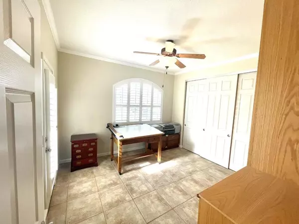 Los Banos, CA 93635,Address not disclosed