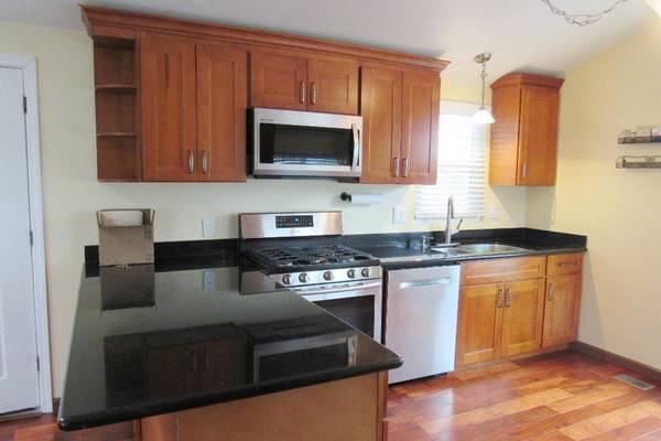 Mountain View, CA 94043,Address not disclosed