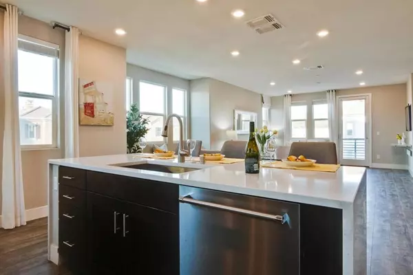 Milpitas, CA 95035,Address not disclosed