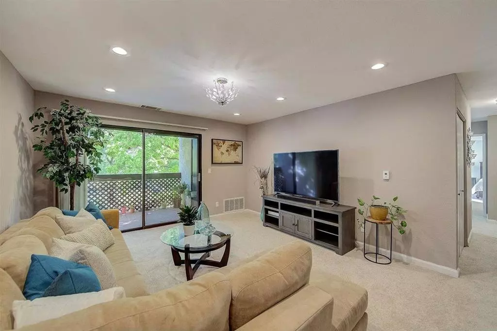 Newark, CA 94560,Address not disclosed