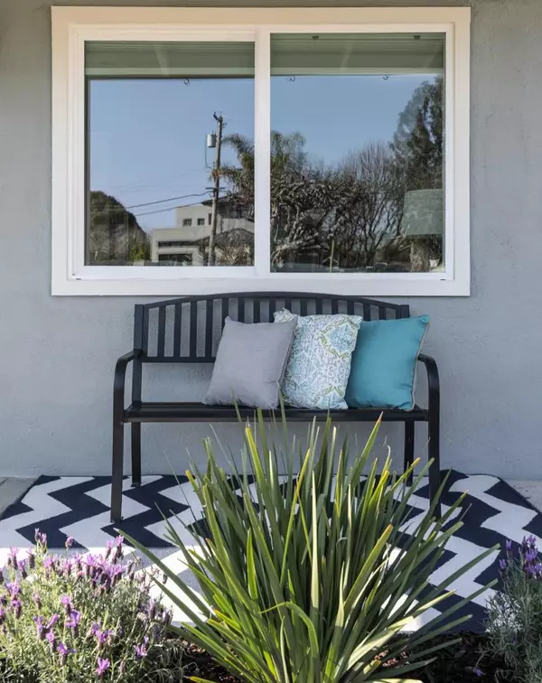 Palo Alto, CA 94303,3202 Maddux DR