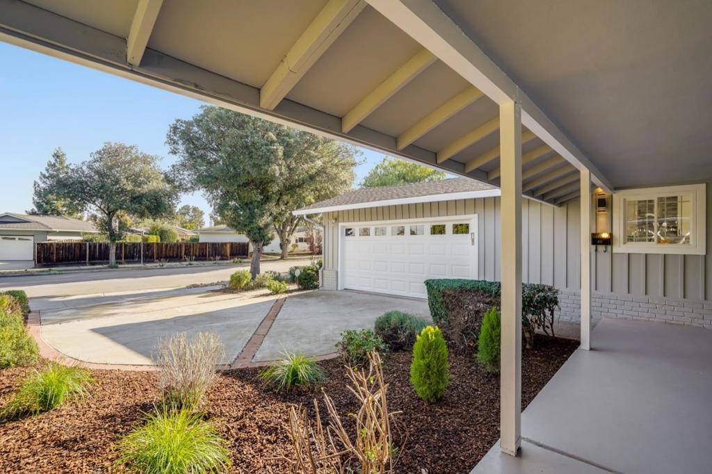 Sunnyvale, CA 94087,Address not disclosed