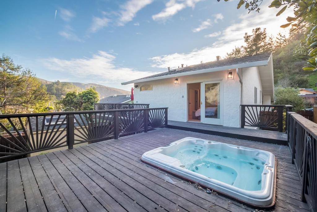 Pacifica, CA 94044,Address not disclosed
