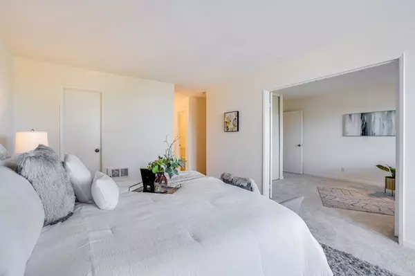 Foster City, CA 94404,Address not disclosed