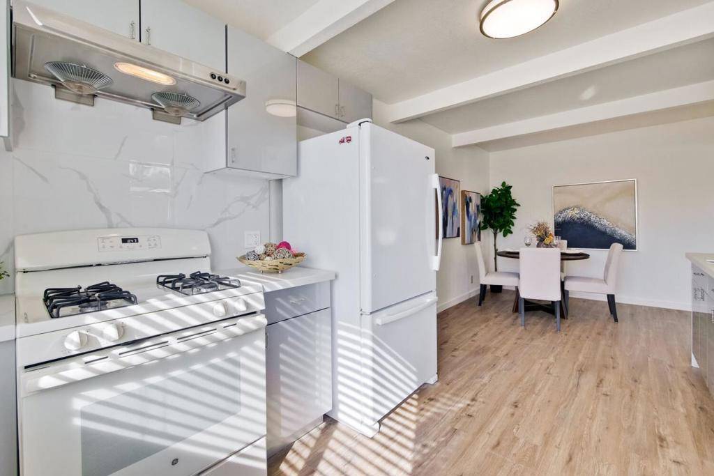 Newark, CA 94560,Address not disclosed