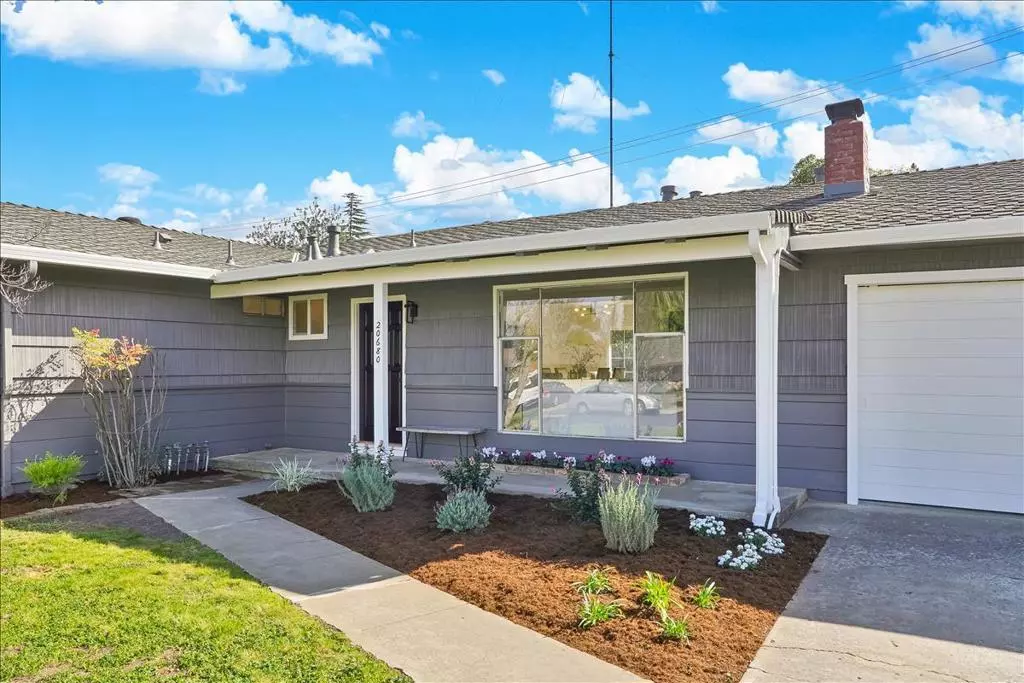 Saratoga, CA 95070,Address not disclosed