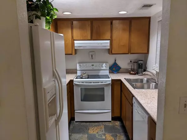 Sunnyvale, CA 94085,Address not disclosed