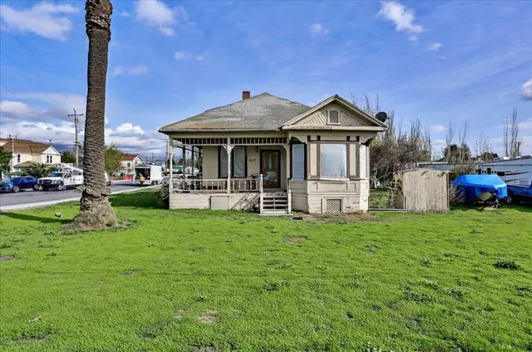 CA 95002,1413 El Dorado ST