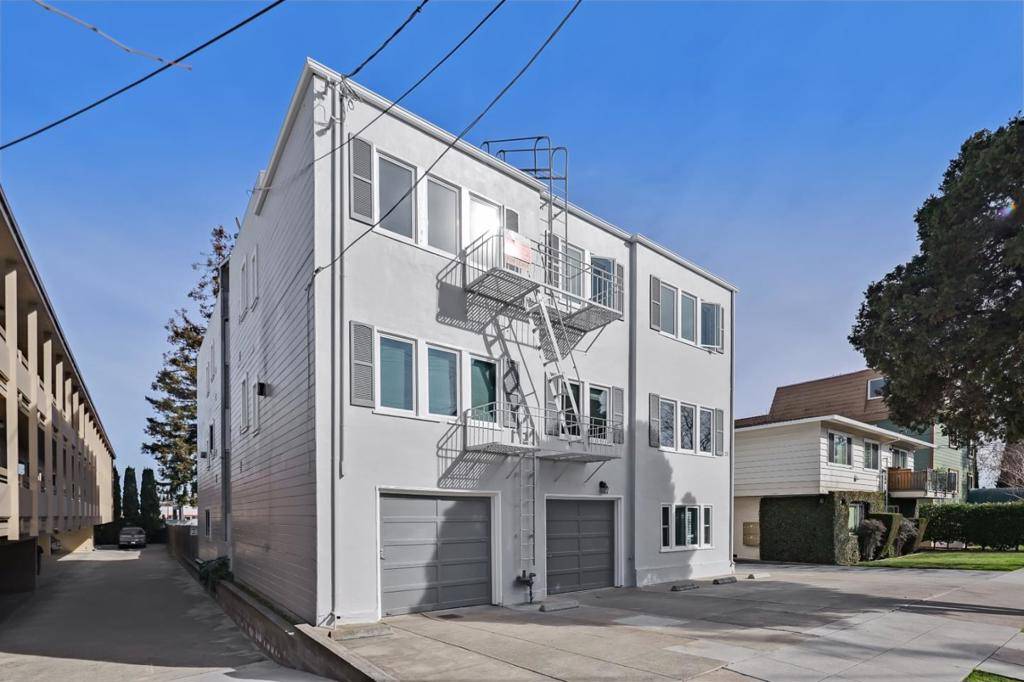 Burlingame, CA 94010,Address not disclosed