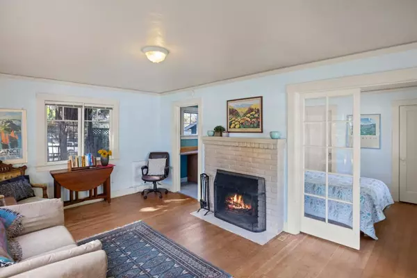 Pacific Grove, CA 93950,Address not disclosed