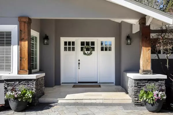 Los Altos Hills, CA 94024,Address not disclosed
