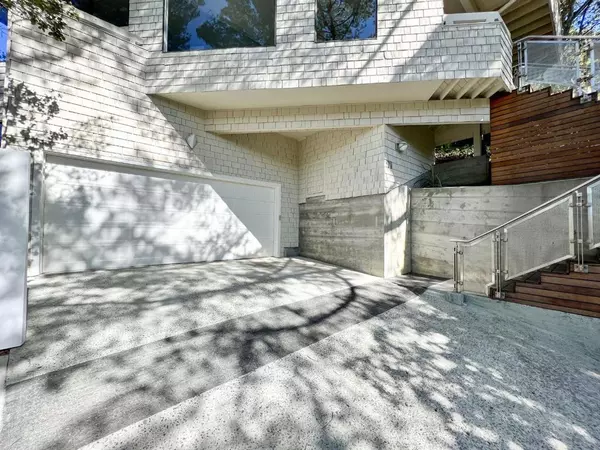 Millbrae, CA 94030,Address not disclosed