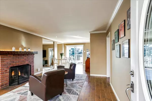 Del Rey Oaks, CA 93940,Address not disclosed
