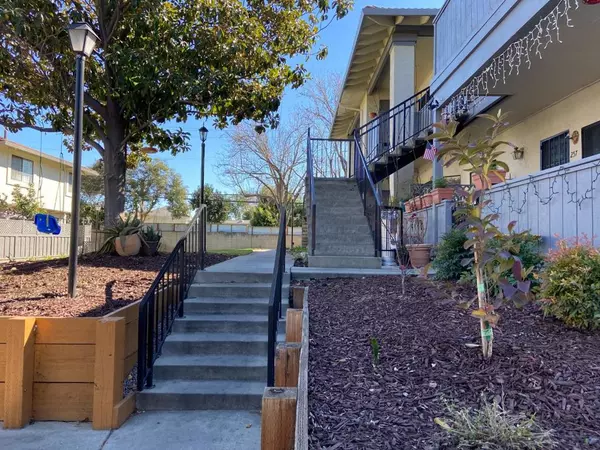 255 Kenbrook CIR,  San Jose,  CA 95111