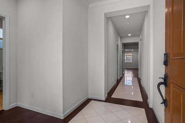 Sacramento, CA 95829,Address not disclosed