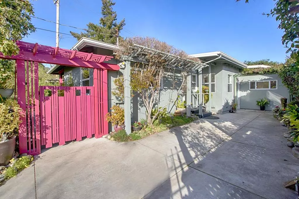 Santa Cruz, CA 95062,Address not disclosed