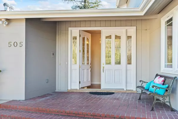 Hillsborough, CA 94010,Address not disclosed