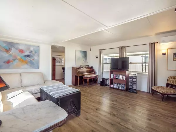 Soquel, CA 95073,999 Old San Jose RD