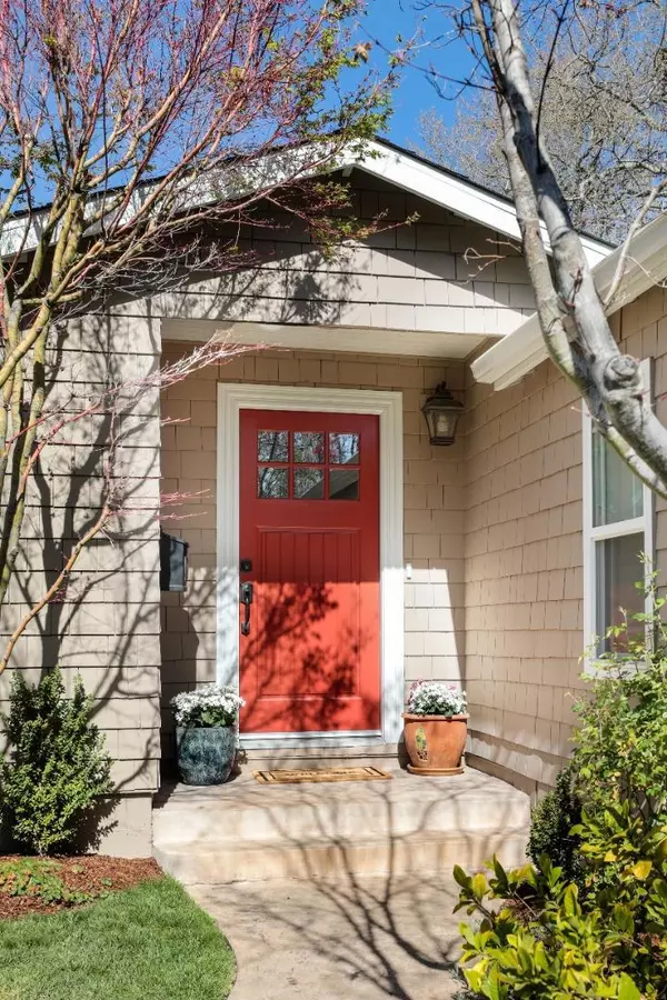 Redwood City, CA 94062,Address not disclosed