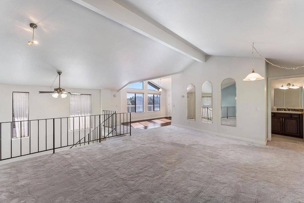 Santa Cruz, CA 95062,1069 7th AVE